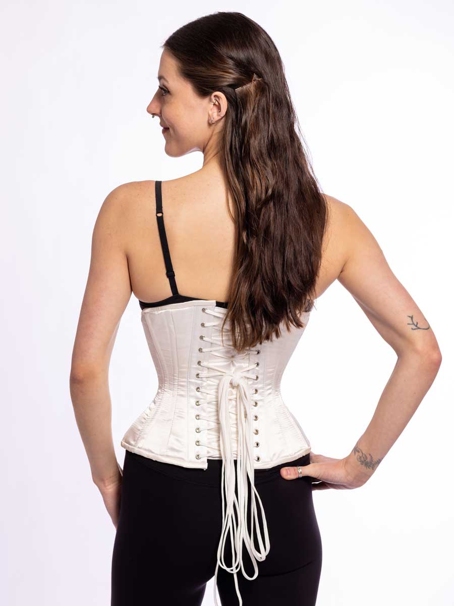 New hourglass corset put on the right way up this time! : r/corsets